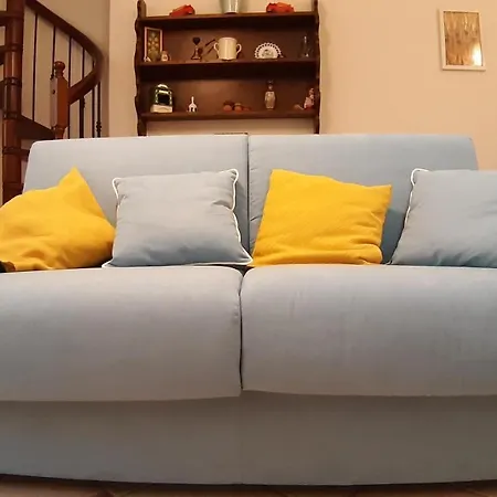 Casa Leuca * アルベンガ